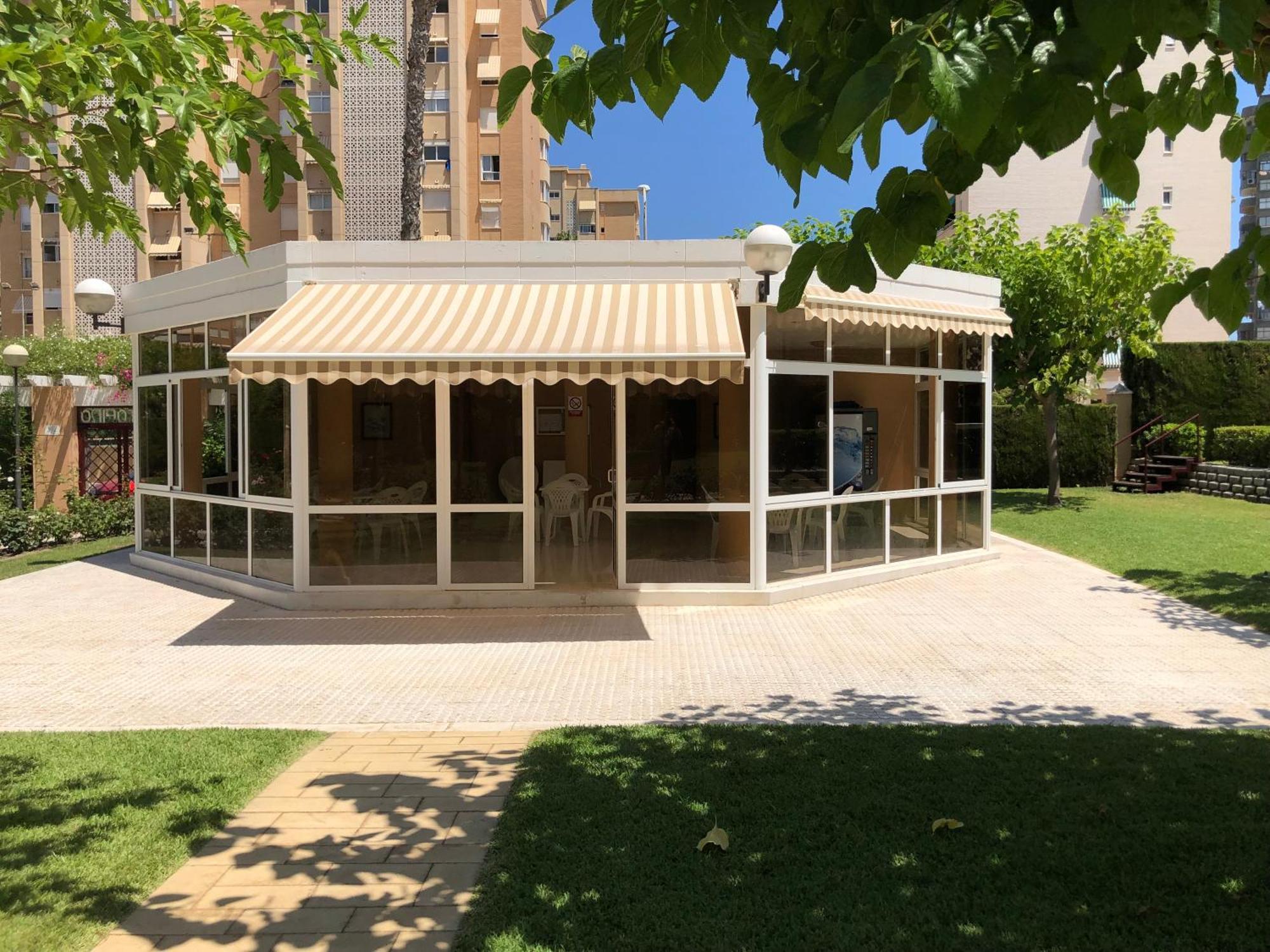 Precioso Apartamento En Urbanizacion Junto Al Mar. アリカンテ エクステリア 写真